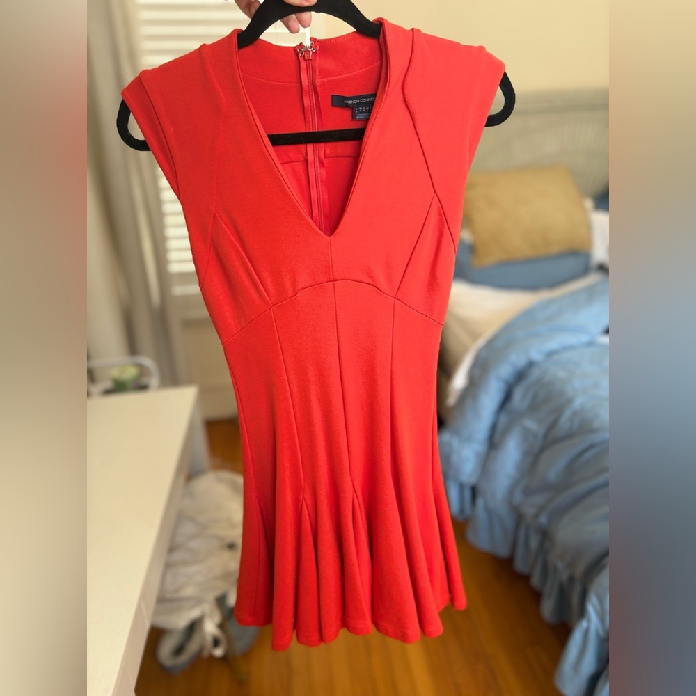 Orange French Connection cocktail dress 🧡